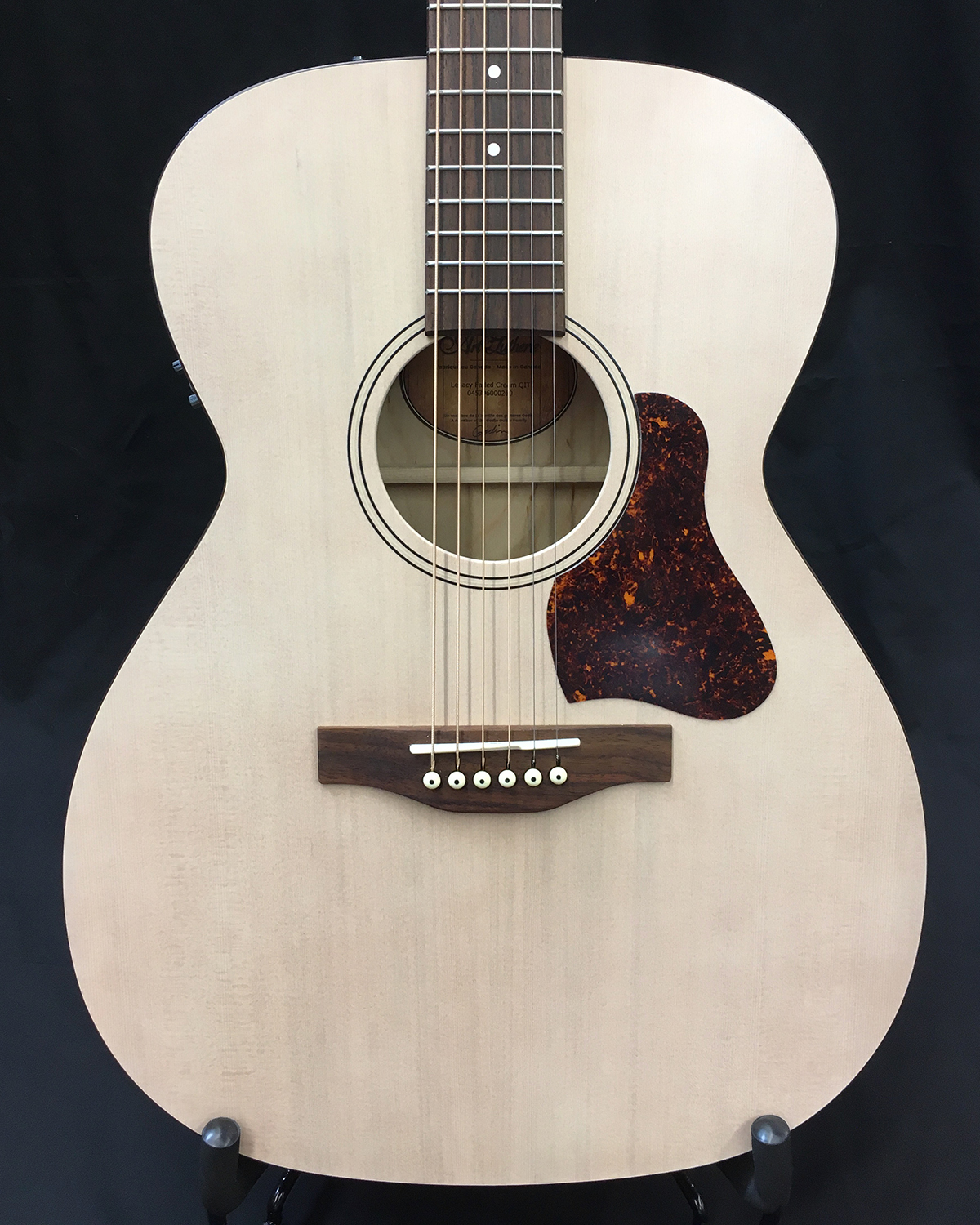 QIT FADED CREAM: Art and Lutherie